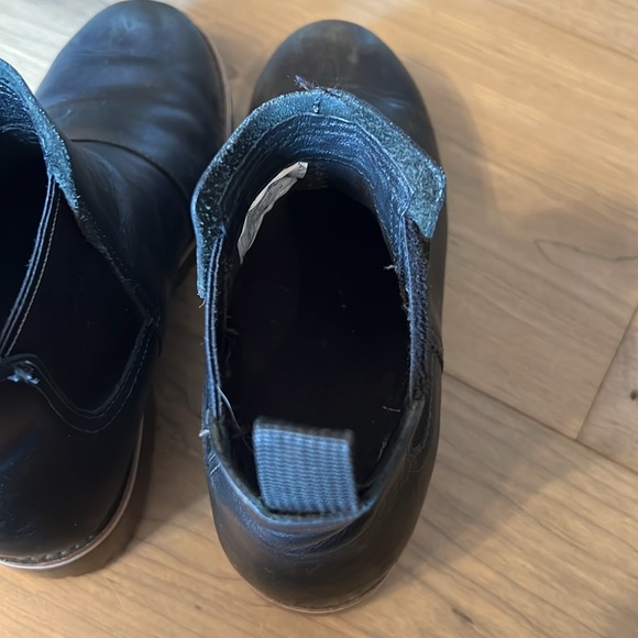 Chaco black Chelsea boot - Picture 8 of 9